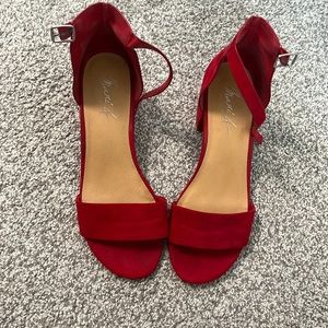 Red heel size 8W